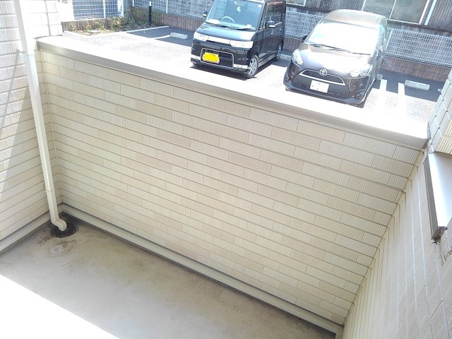 グリシーヌ 駐車場