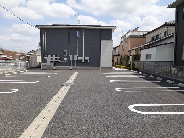 アルヴィータ 駐車場