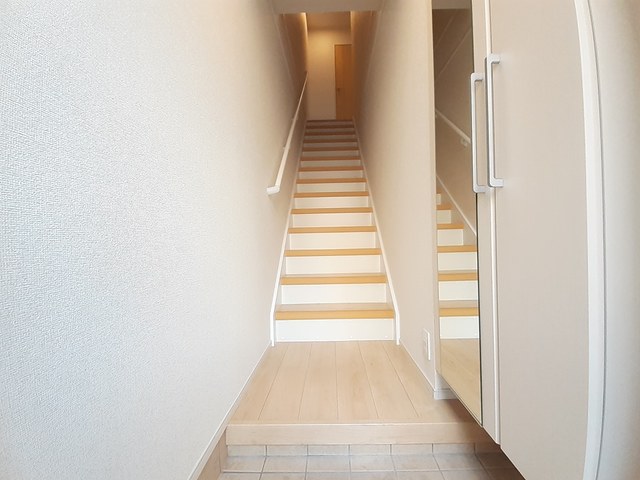 アルヴィータ 玄関