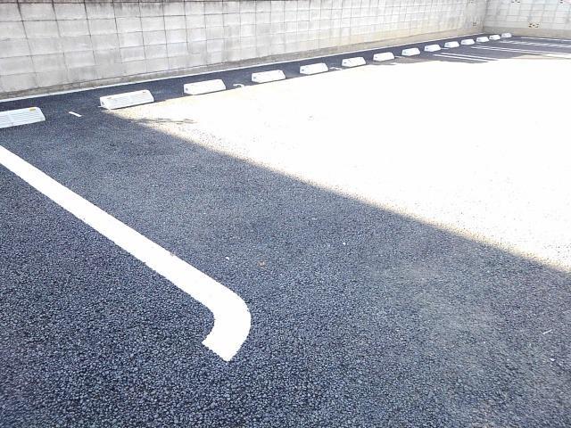 プラスターⅠ 駐車場