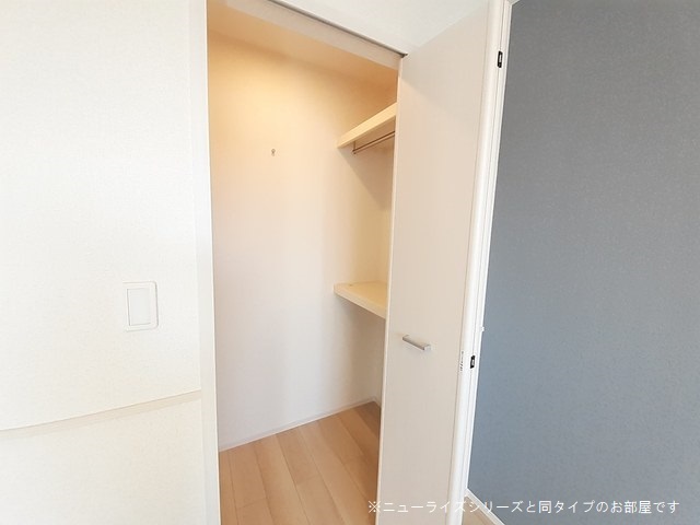 グレース　メロウ　Ｅ 収納