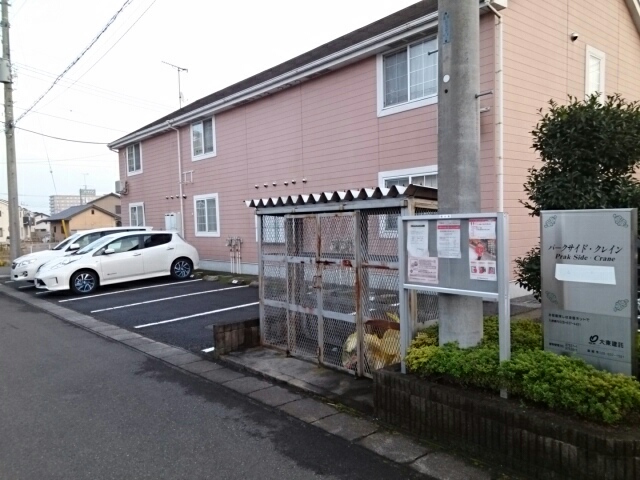 パークサイド・クレイン　Ａ 駐車場
