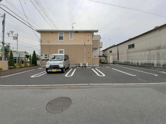 フォルム　植上 駐車場