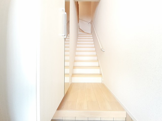 マウンド　ツリー 玄関
