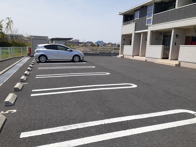 ディアコート 駐車場
