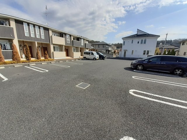 ファイン 駐車場