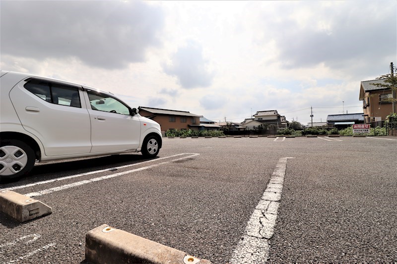 グラシア　Ａ 駐車場