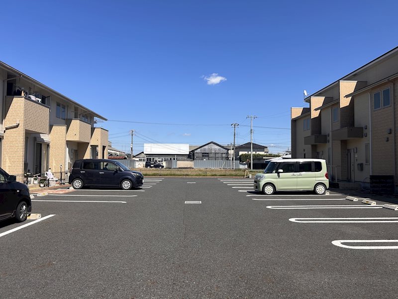 エンジェル　A 駐車場