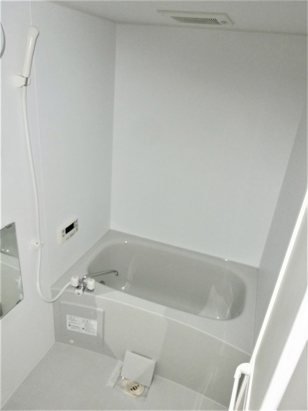 ＣＡＳＡ　ＤＯＭＡＮＩ 追い炊き機能付きのお風呂です。