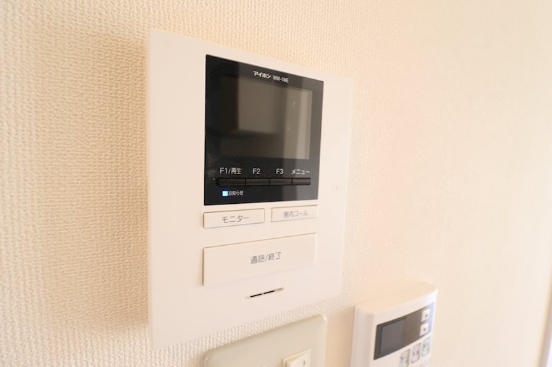 Sunny Residence(サニーレジデンス)　Ｂ （イメージ）ドアホン付きのため安心安全です。