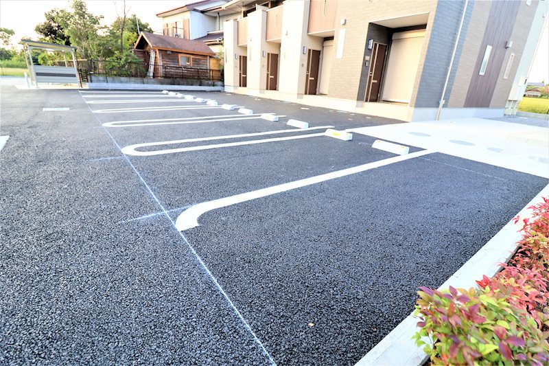 Sunny Residence(サニーレジデンス)　Ｂ （イメージ）普通車用の他に縦列用も施工予定です。