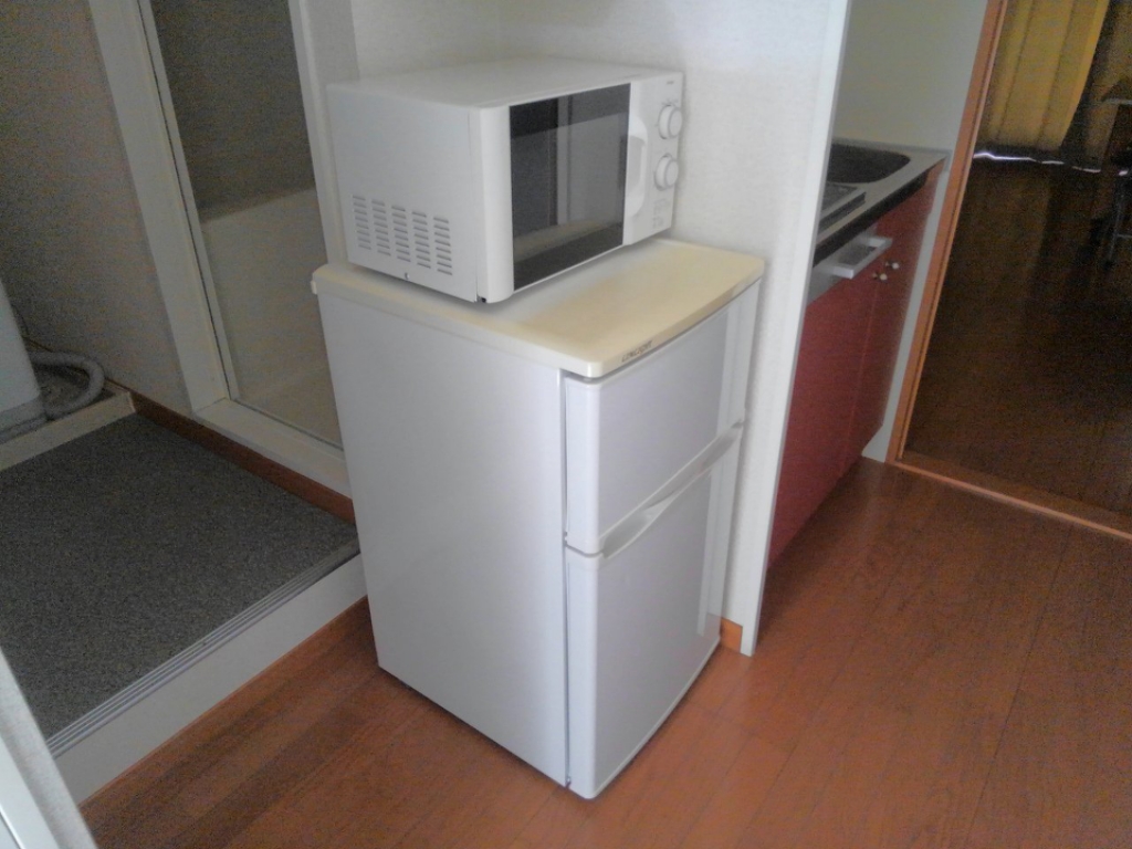 レオパレスセルリアン箱森 冷蔵庫・電子レンジ