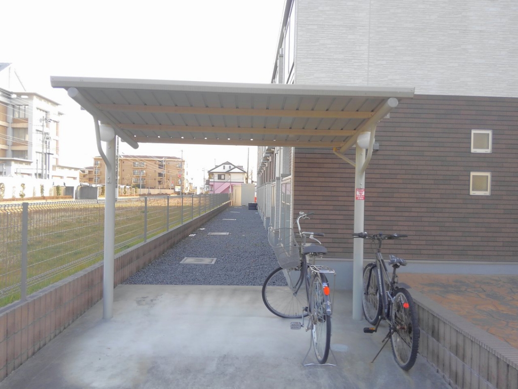 ミランダアルカ 防犯カメラあり駐輪場（北側）