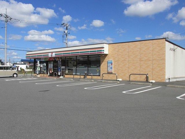 ガーデンヒルズＡ セブンイレブン上三川上蒲生店まで590m