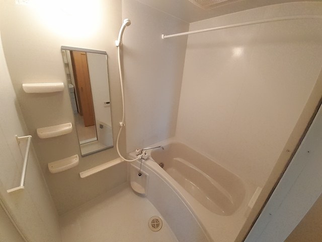 コンフォートＢ 風呂画像