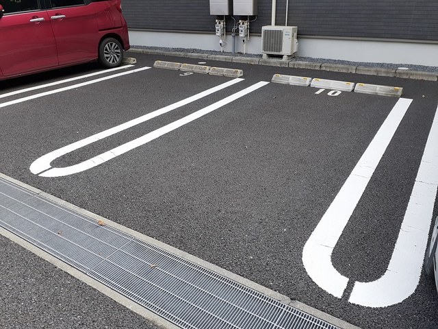 Ｊ－フォレストⅡ 駐車場