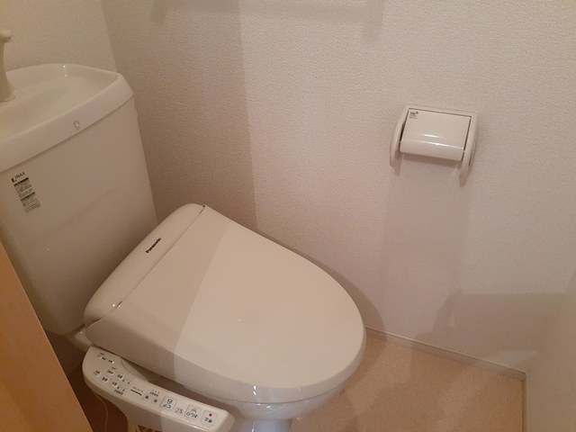 サプリーム　Ⅰ番館 トイレ