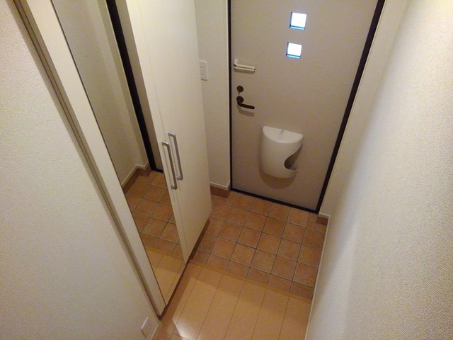 ラフレシールⅠ 玄関