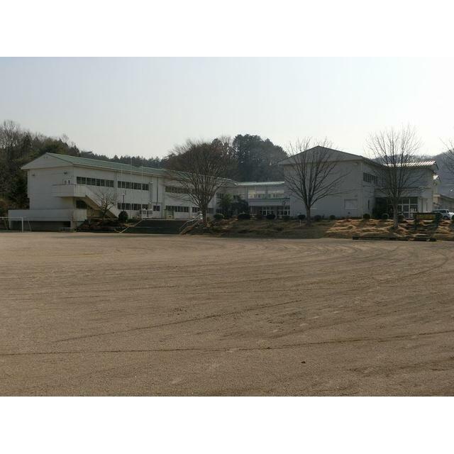 　グリシーヌ 荒川小学校