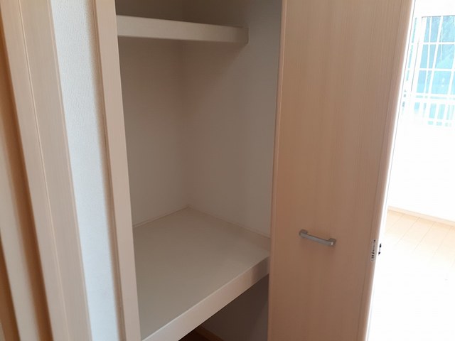 アスカ　Ｄ 収納