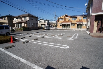 コーポ　サンパティーク 駐車場