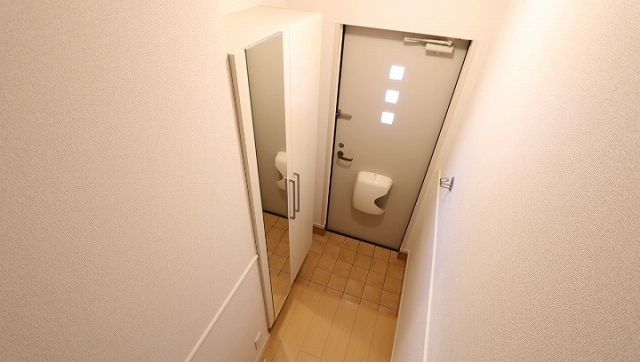 クライスＣ 玄関