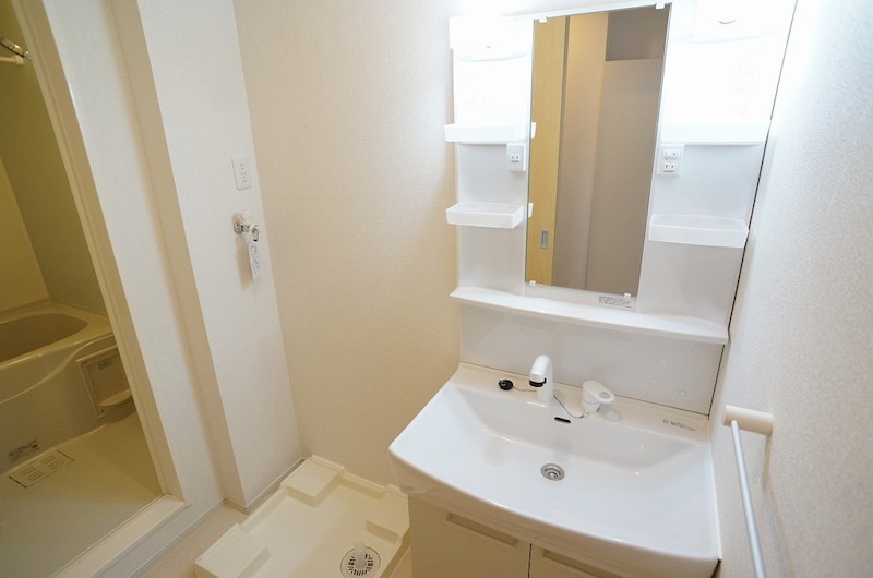 　クレセント　Ｄ棟　 こちらの物件はMODE不動産なら割引対象の１部屋です。