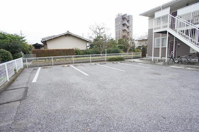 グリーンシティⅡ 駐車場