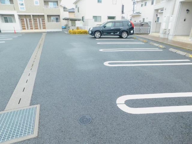 かりんＢ 駐車場