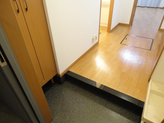 アルテミス 玄関