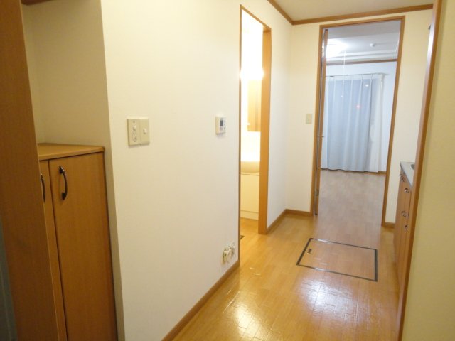 アルテミス 廊下