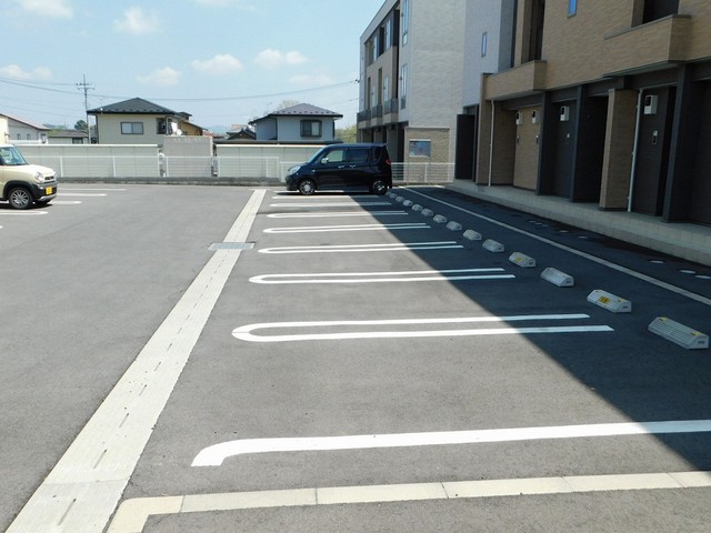 エコーライズ 駐車場