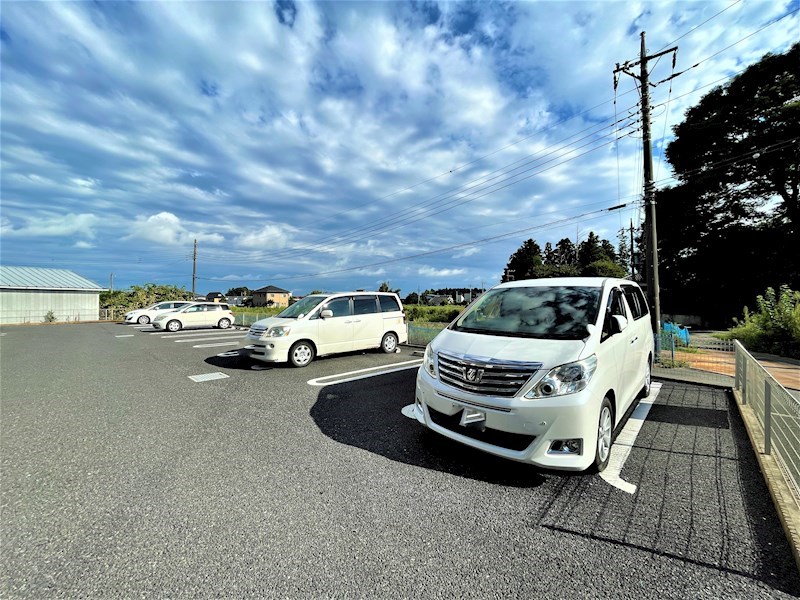 グレイド 駐車場