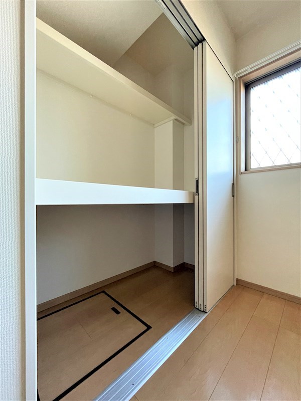 ＰＯＲＴＥ　ＢＯＮＨＥＵＲ　Ａ（ポルト　ボヌール） 収納