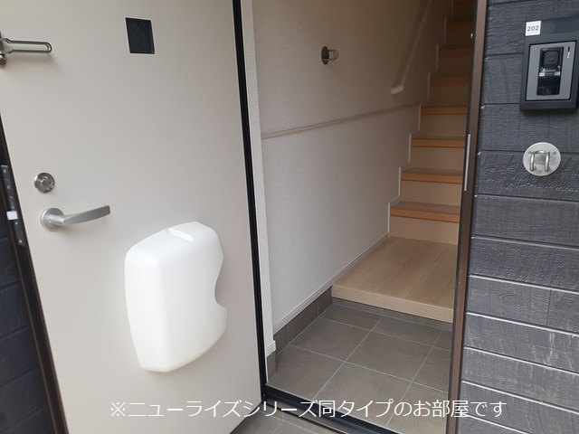 グレース　メロウ　Ｅ 玄関