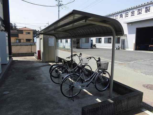 レオネクスト夕顔 駐輪場