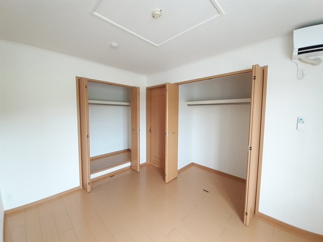 ヴィラ・ソノリティー参番館 収納