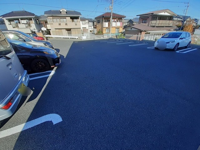 リリーオブナイル 駐車場