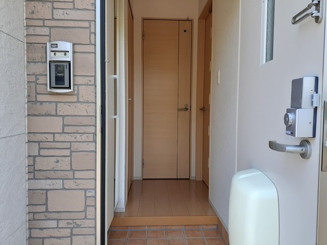 サンワハイツ　ツルタ 玄関