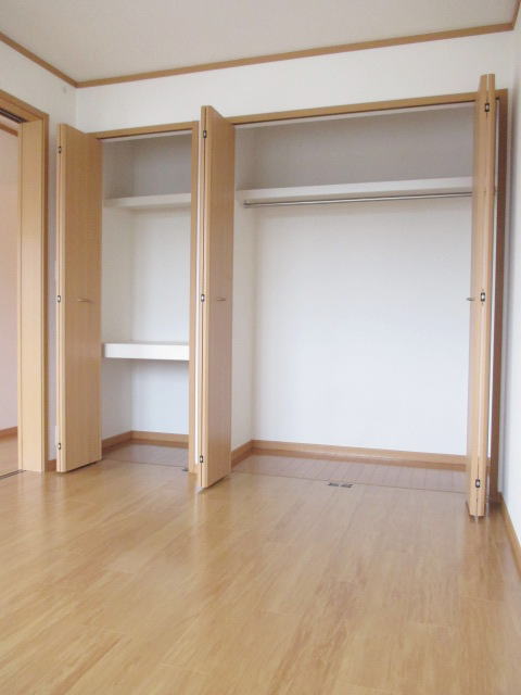 エアリー・ガーデンＣ 収納