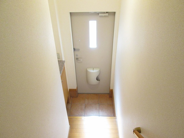 コンフォートＣ 玄関