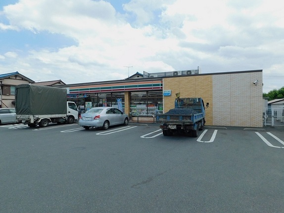 グラースＡ セブンイレブン宇都宮西店まで450m