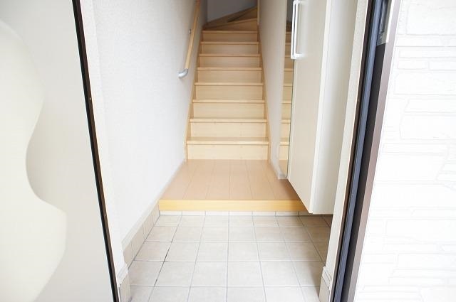 グラースＡ 玄関
