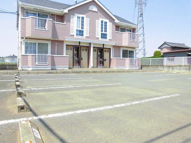 トランキルⅠ 駐車場