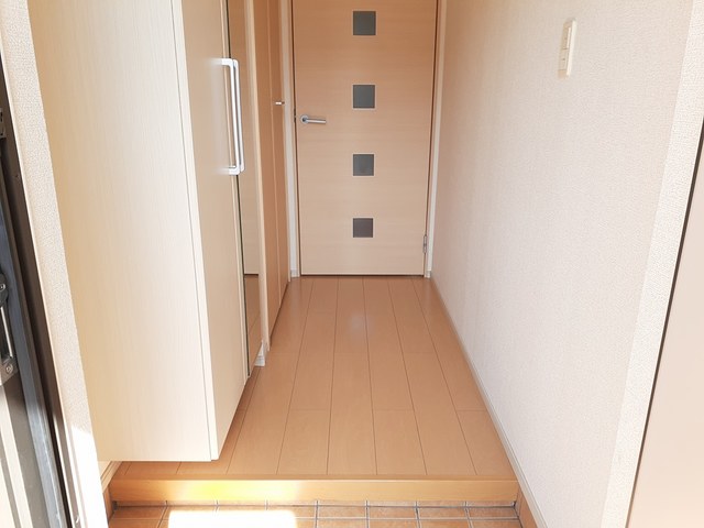 ラフィーシアＡ 玄関