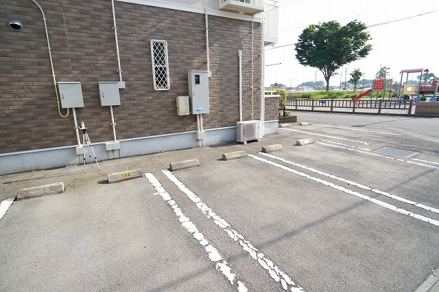 パークサイド 駐車場