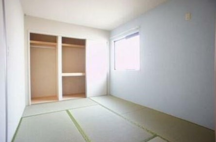 　シルクタウン　Ｃ棟　 こちらの物件はMODE不動産なら割引対象の１部屋です。