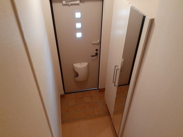 クオレッティＢ 玄関