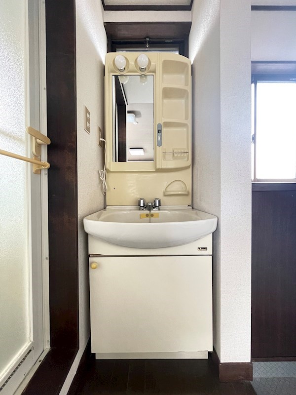 　カーサ・マ・モールⅢ　2号棟 こちらの物件はMODE不動産なら割引対象の１部屋です。