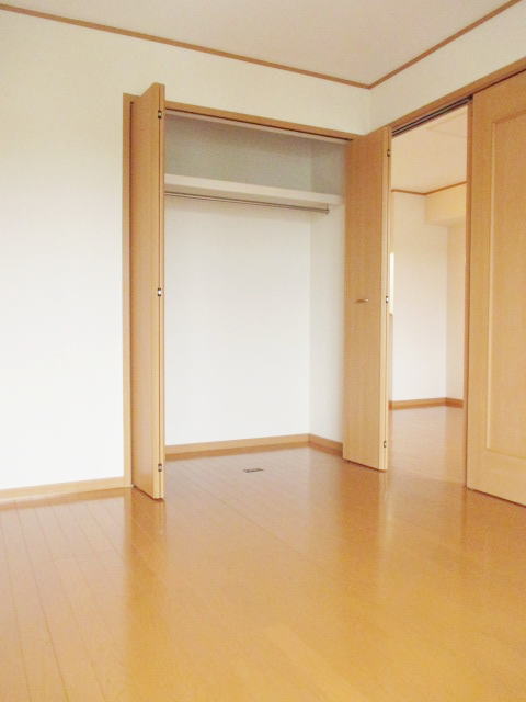 アンソレイエＡ 収納
